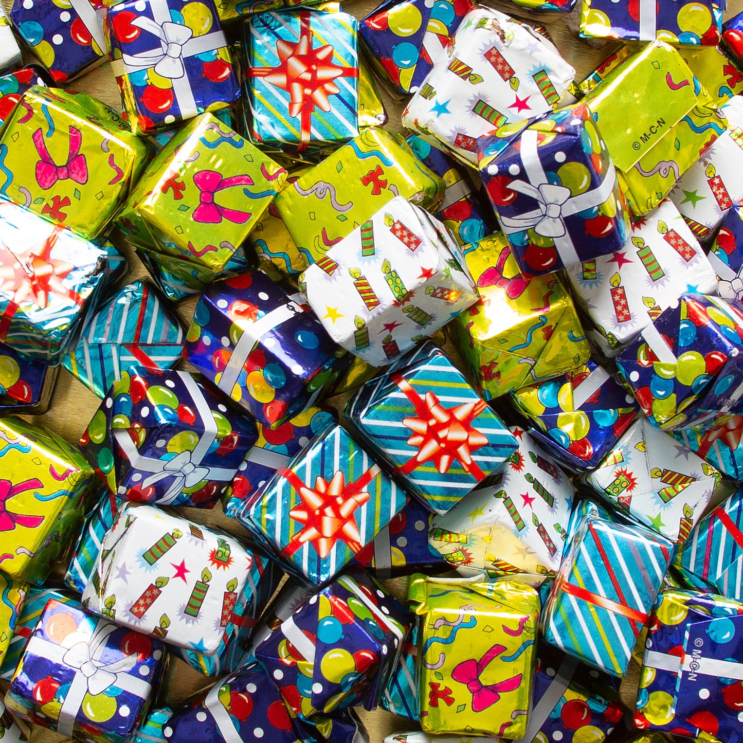 Milk Chocolate Foiled Miniature Presents