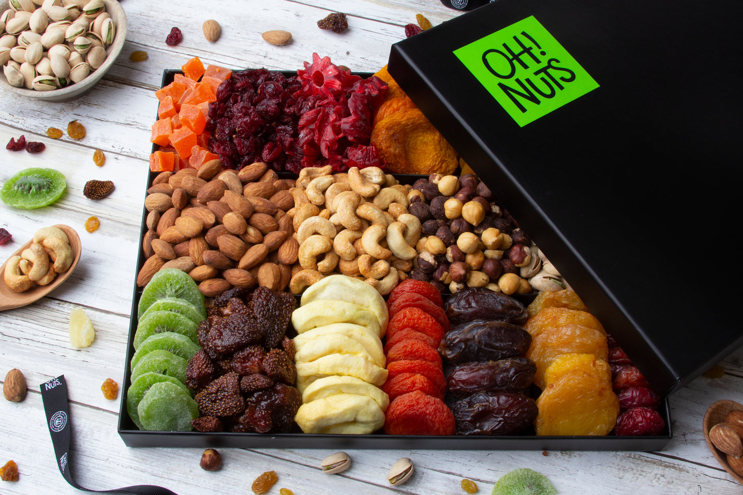 Oh! Nuts Holiday Nut & Dried Fruit 18 Variety Gift Basket