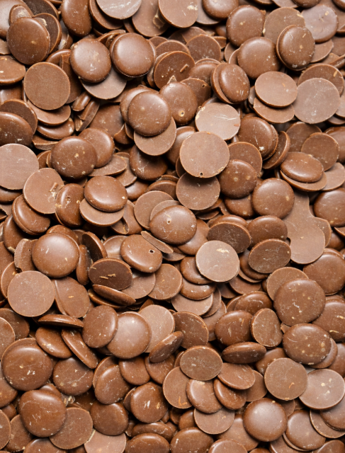 Dairy Chocolate Melting Buttons